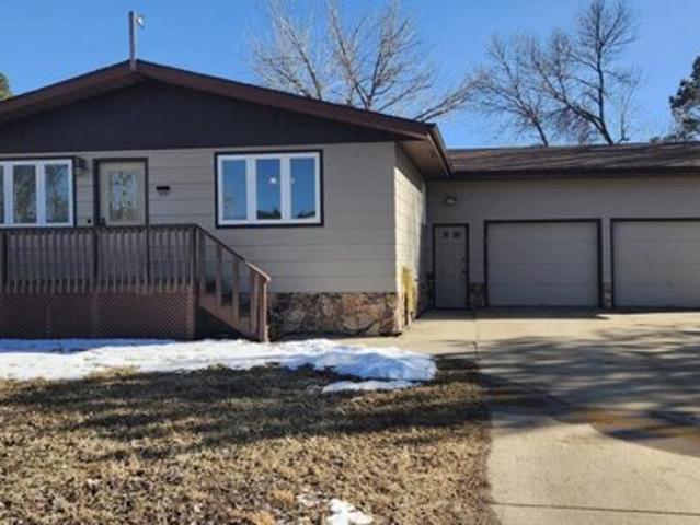 Townhouse for sale in South Heart, North Dakota