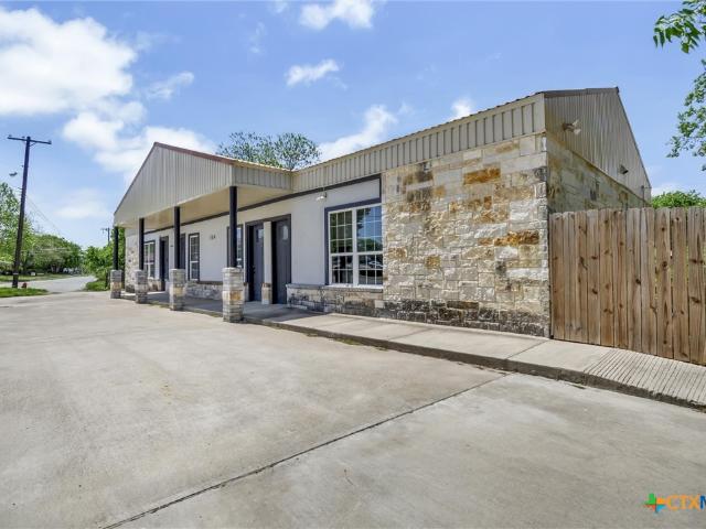 House for sale in Briggs, Texas