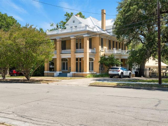 House for sale in Lockhart, Texas