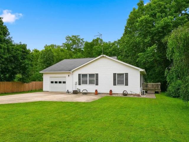 House for sale in South Whitley, Indiana