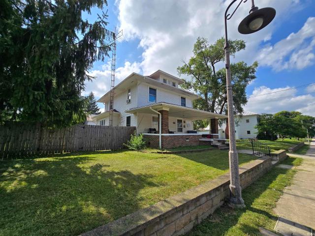 House for sale in Farmland, Indiana