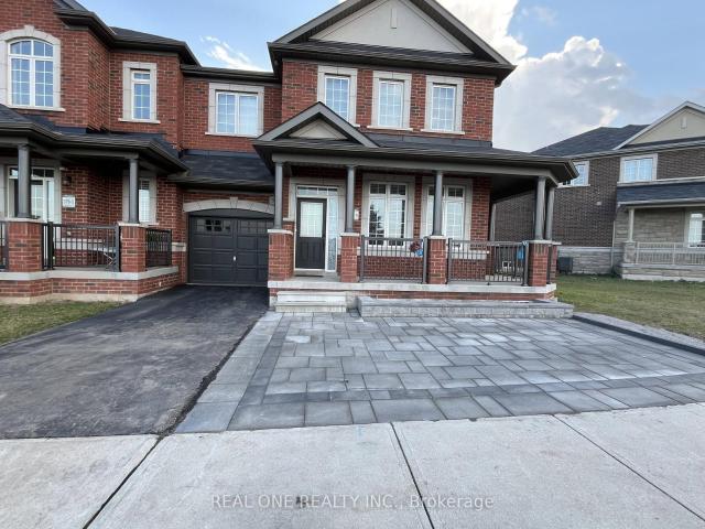 Townhouse for rent in Woburn, Ontario