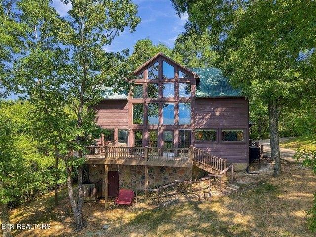 House for sale in Townsend, East Tennessee