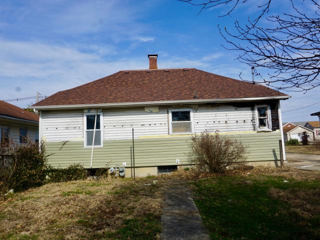 House for sale in Perry, Illinois