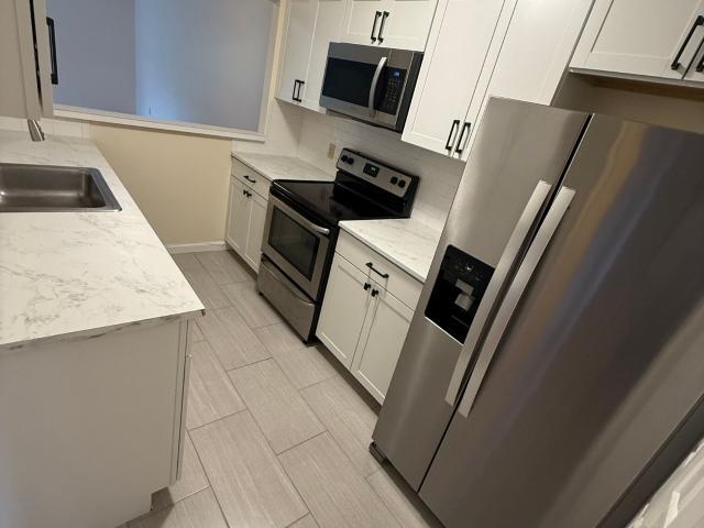 Townhouse for rent in Rocky Hill, Connecticut