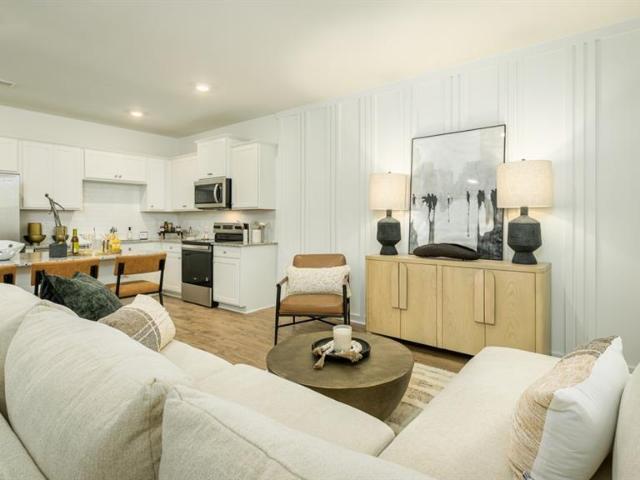 Townhouse for sale in Arbor Station, Douglasville