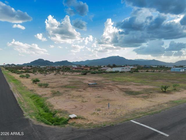 Land for sale in Aguila, Arizona