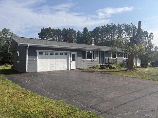 House for sale in Ironwood, Michigan