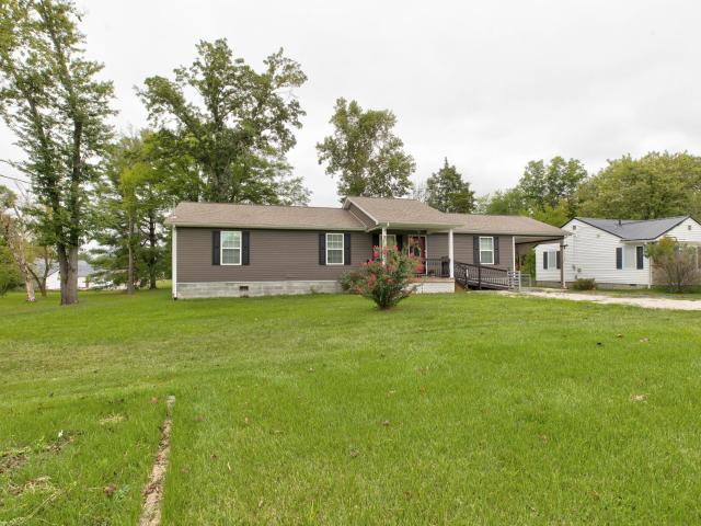House for sale in Waltersville, Clay City