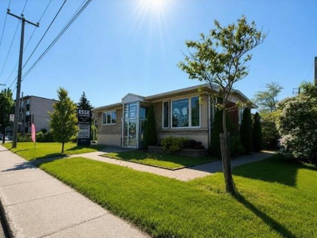 Commercial for sale in St. Leonard's, Quebec
