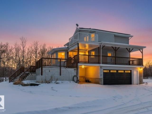 House for sale in Alberta