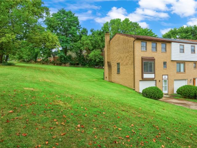 Townhouse for sale in Cuddy, Pennsylvania