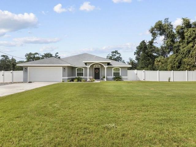 House for sale in Chiefland, Florida