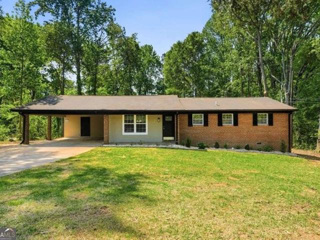 House for sale in Union City, Georgia
