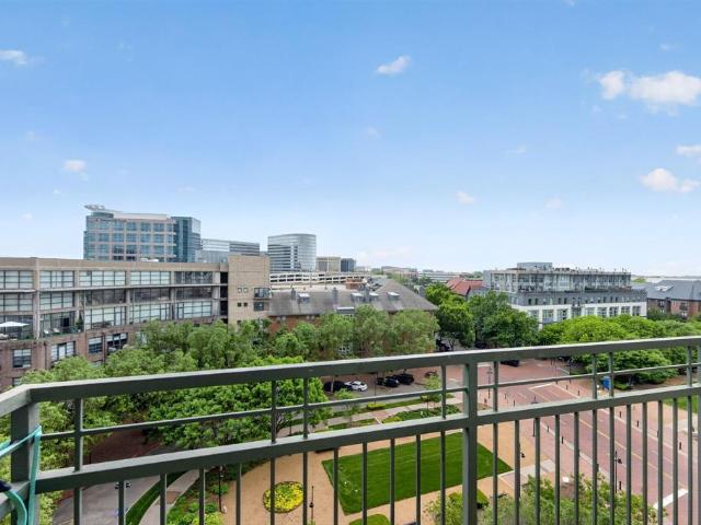 Condo for sale in Addison, Texas
