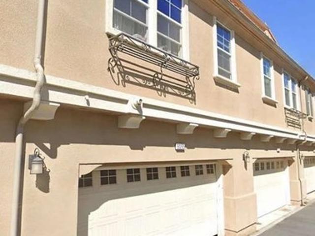 Townhouse for sale in Camarillo, California