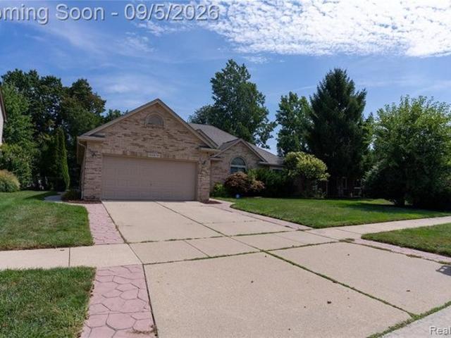 House for sale in Macomb Township, Macomb County