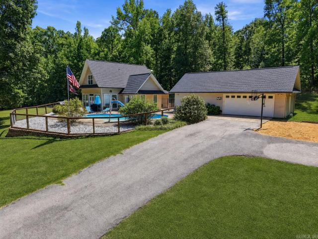 House for sale in Benton, Saline County