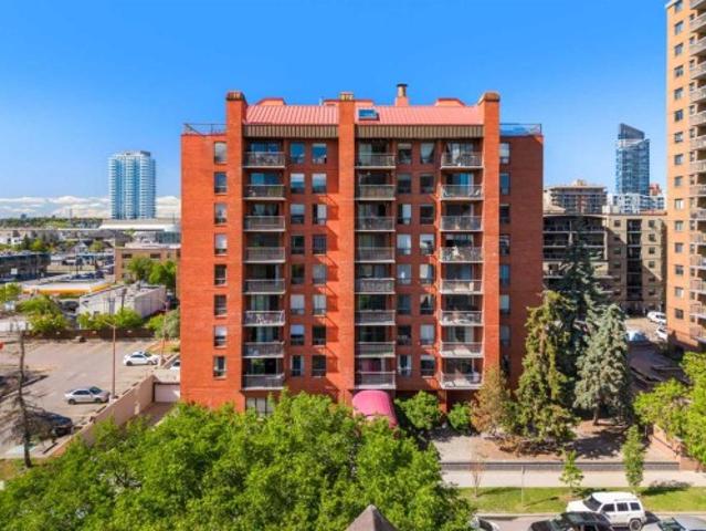 Condo for sale in Northwest, Alberta