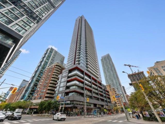Condo for sale in Toronto Centre, Toronto