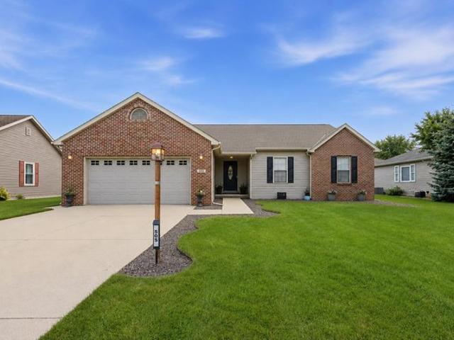 House for sale in Demotte, Indiana