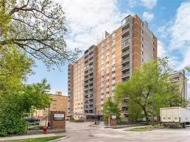 Condo for sale in East St. Paul, Manitoba