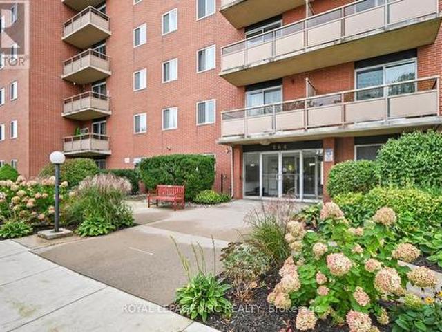 Condo for sale in Niagara, Ontario