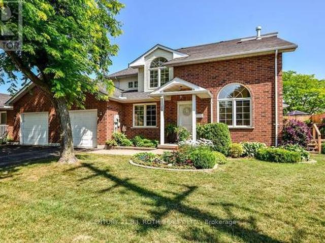 Townhouse for sale in Orillia, Ontario