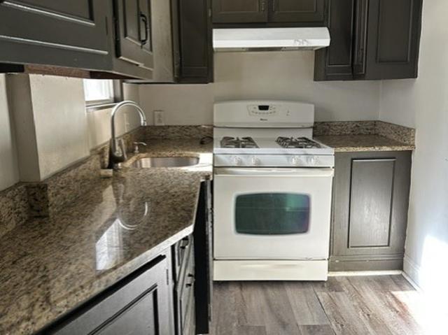 House for sale in Campbell, Ohio