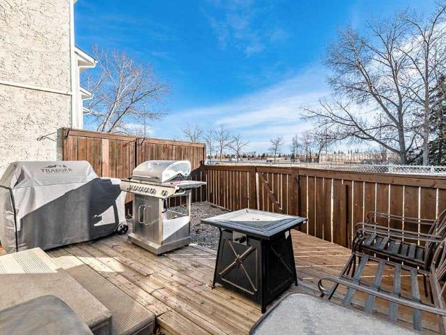 Townhouse for sale in Airdrie, Alberta