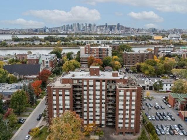 Condo for sale in Saint-Lambert, Montérégie