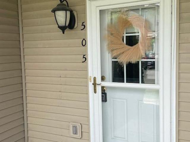 Condo for sale in Cohoes
