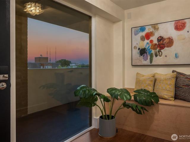 Condo for sale in Seattle, Washington