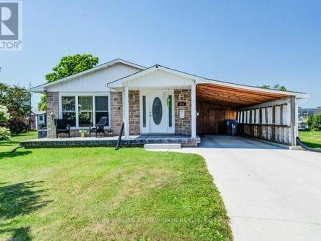 House for sale in Perth, Ontario