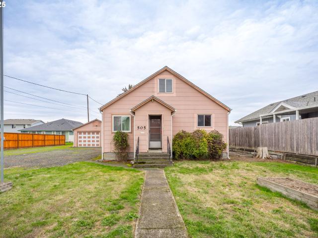 House for sale in Oregonia