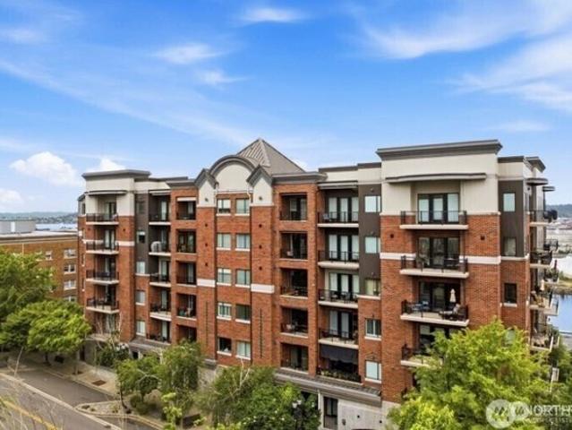 Condo for sale in Tacoma, Washington