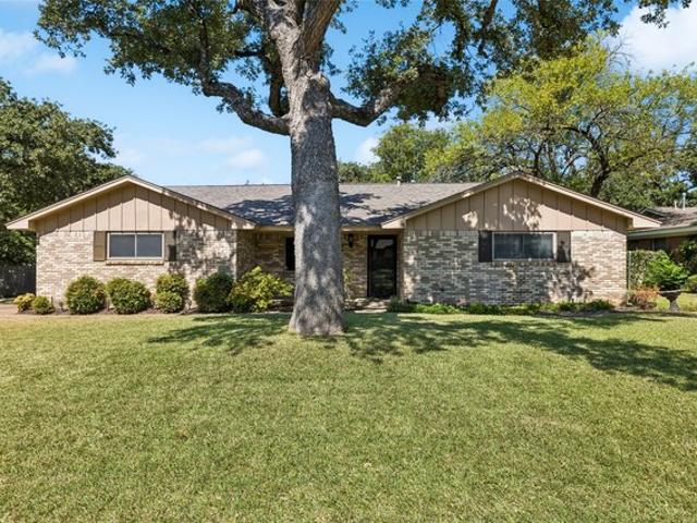 House for sale in Hurst, Texas