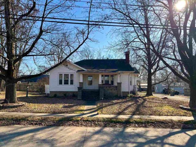 House for sale in Carterville, Illinois