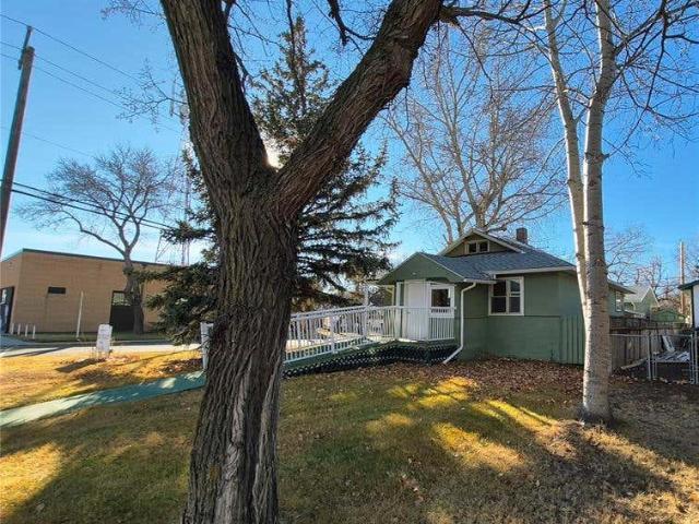 House for sale in Shaunavon, Saskatchewan