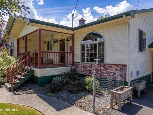House for sale in Shoshone, Idaho