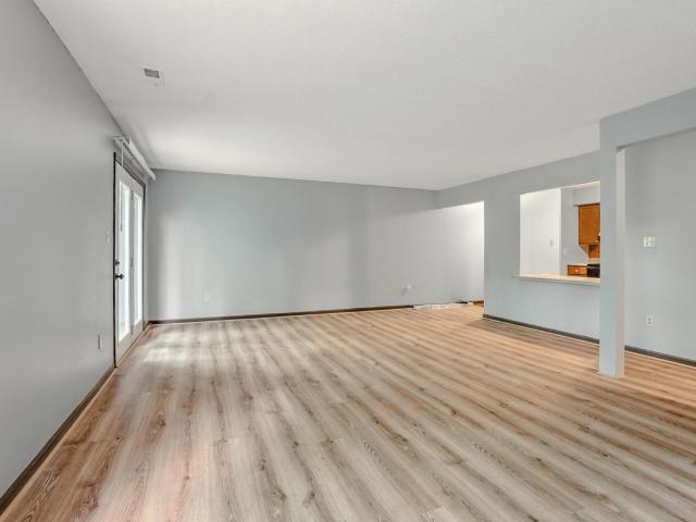 Condo for sale in Columbia