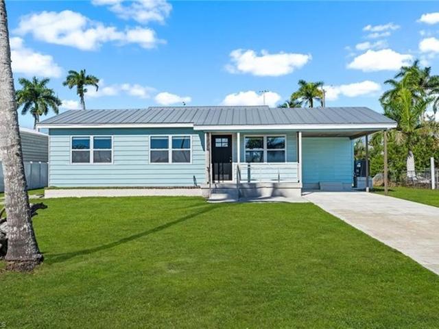 House for sale in Everglades City, Florida