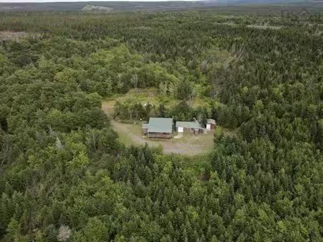 House for sale in Mount Thom, Nova Scotia