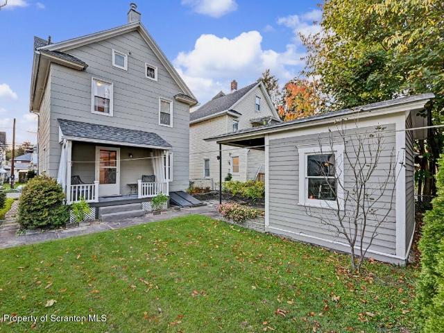 House for sale in The Plot, Scranton