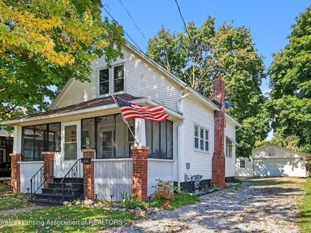 House for sale in St. Johns, Clinton County