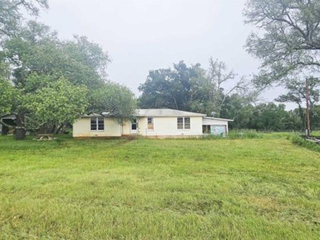 House for sale in Cherokee, Texas