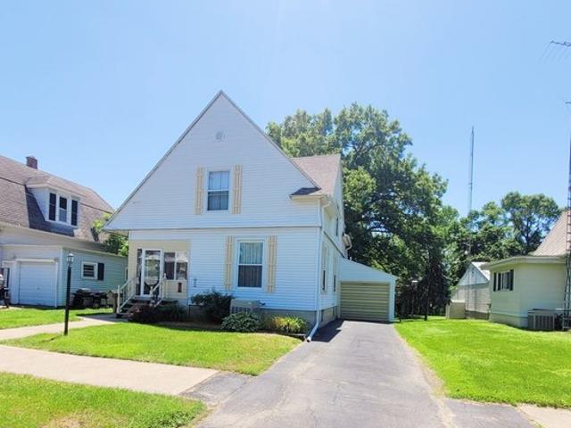 House for sale in Whiteside, Illinois