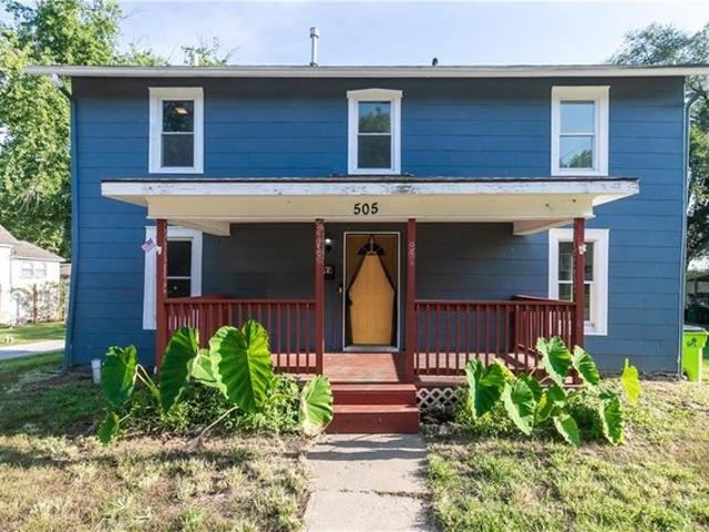 House for sale in Harrisonville, Missouri