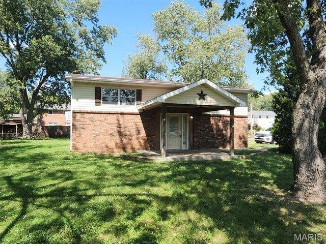 House for sale in Farmington, Saint Francois County