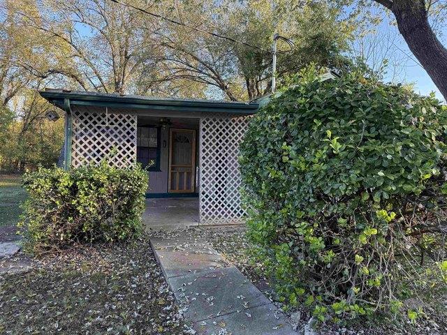 House for sale in Flippin, Marion County